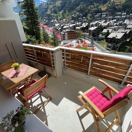 Haus Oasis Appartement Zermatt Buitenkant foto